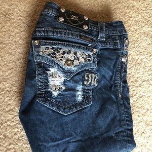 Miss Me Capri, Size 31